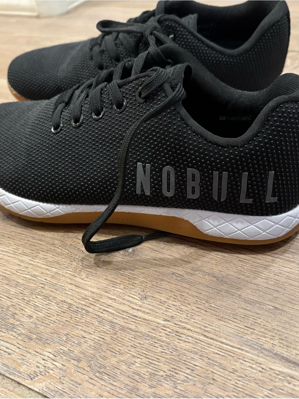 NOBULL Black Sneakers with Gum Sole unisex Women size 8.5 Men size 7